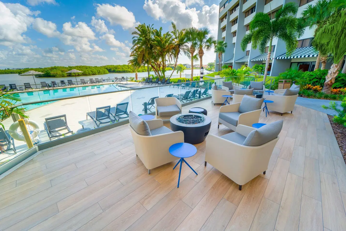 DoubleTree Suites by Hilton Tampa Bay Terrasse