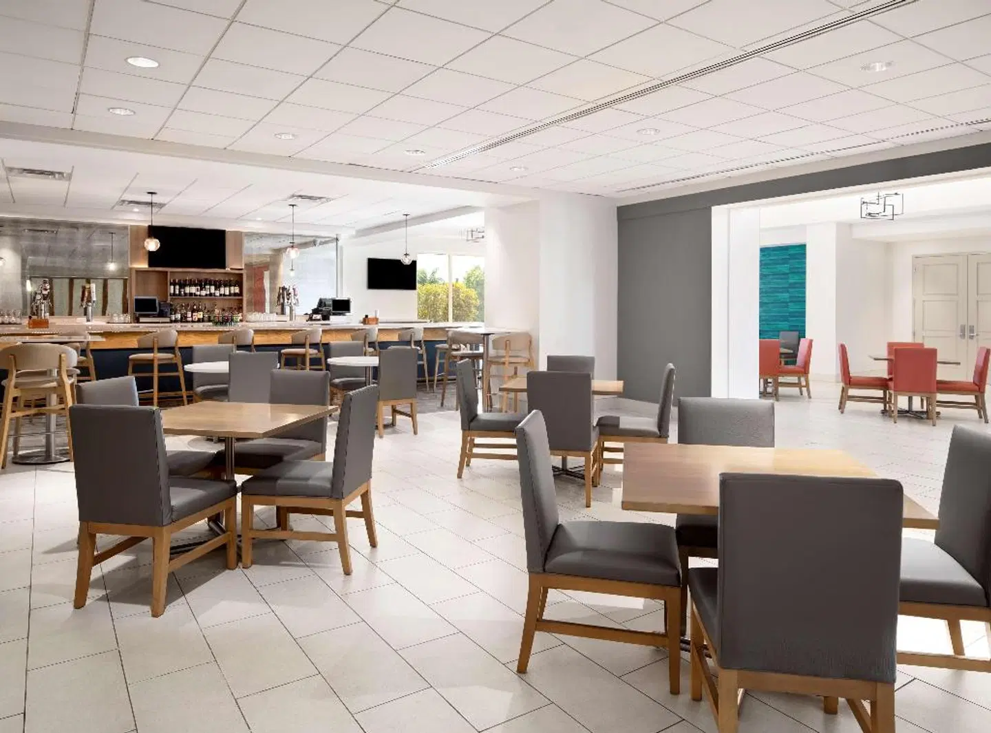 Embassy Suites by Hilton Tampa Airport Westshore Restaurant