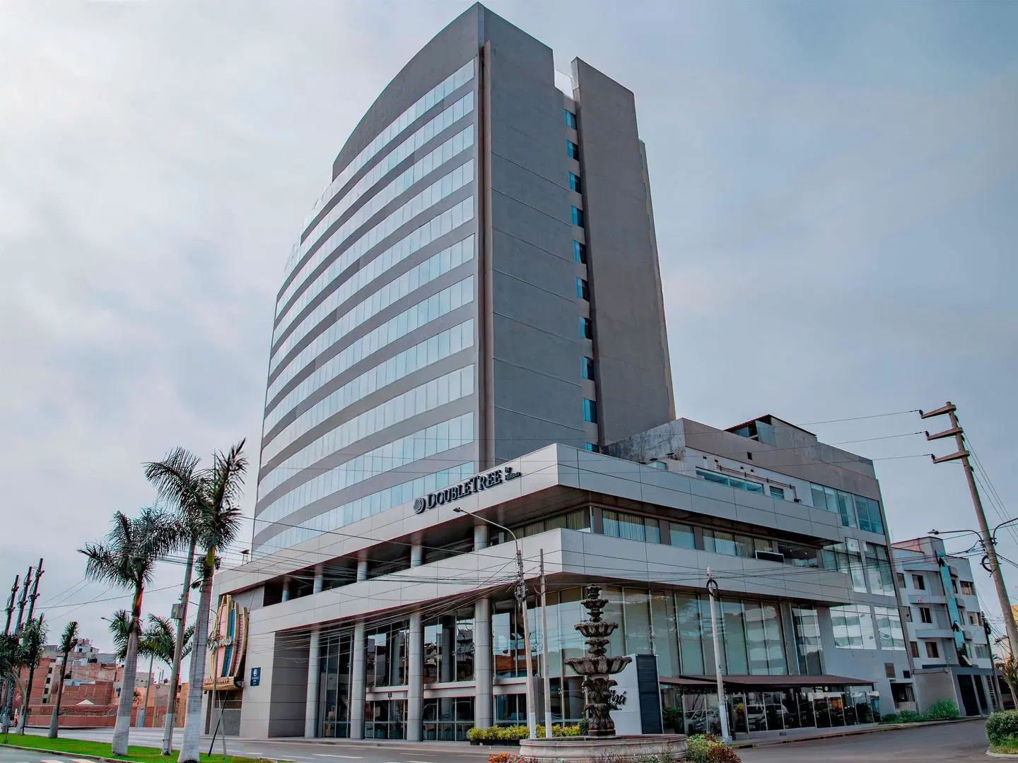 DoubleTree by Hilton Trujillo EXTERIOR