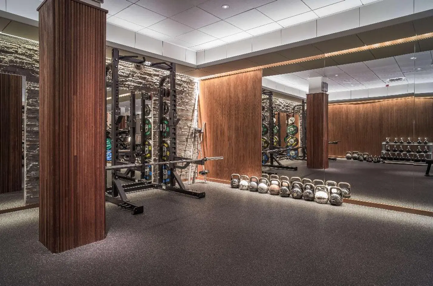 Hagastrand, Autograph Collection Bar