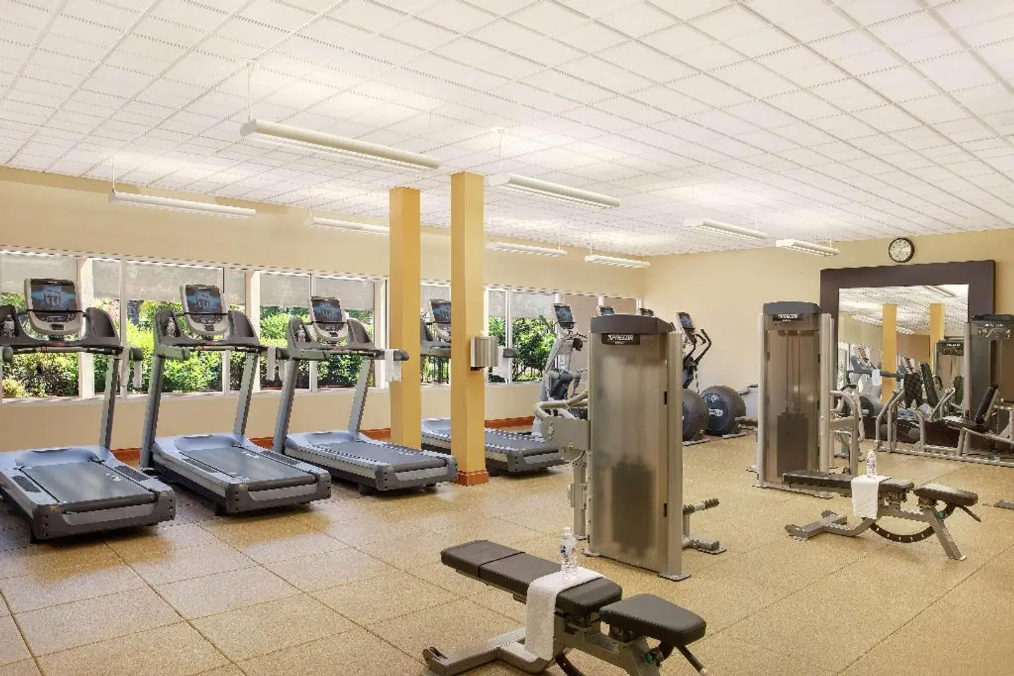 Hilton Seattle Airport & Conference Center SPORTS_AND_LEISURE