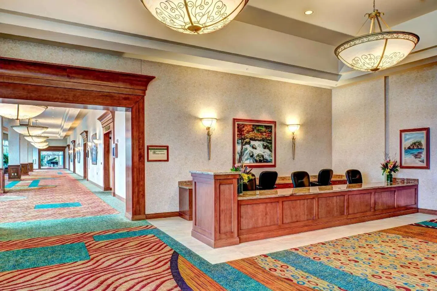 Hilton Seattle Airport & Conference Center LOUNGE_LOBBY