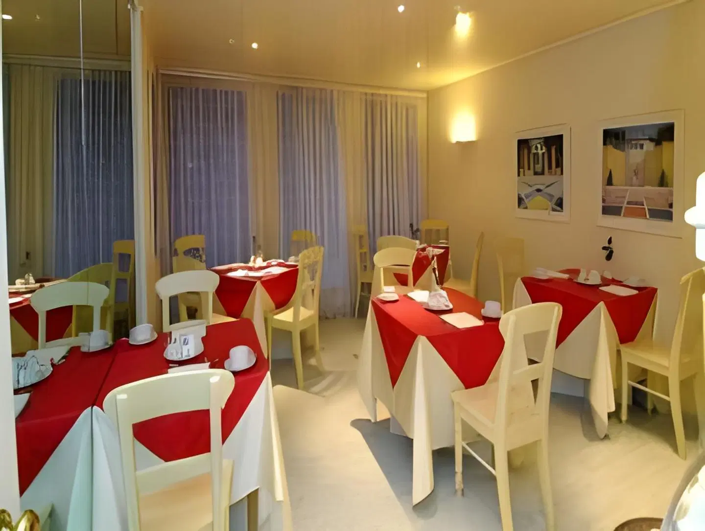 Clarion Collection Relais Saint Jean Restaurant