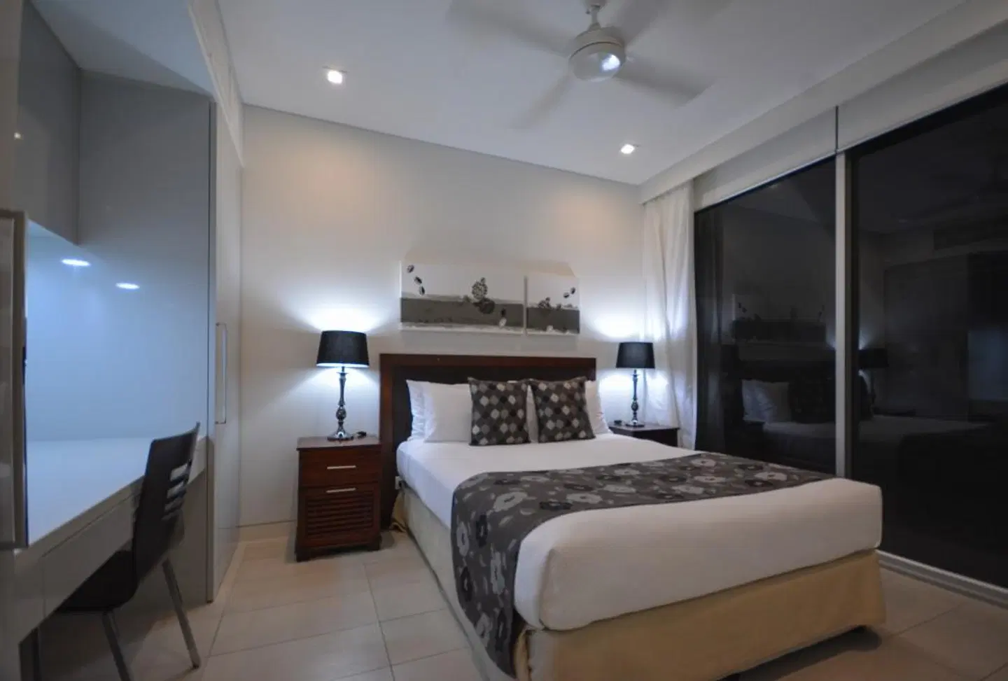 Coconut Grove ROOM_EXAMPLE