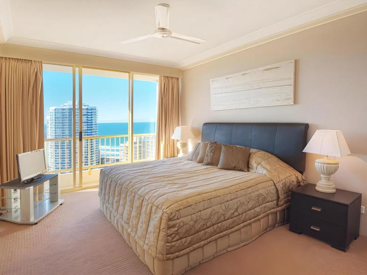 Contessa Holiday Apartments ROOM_EXAMPLE