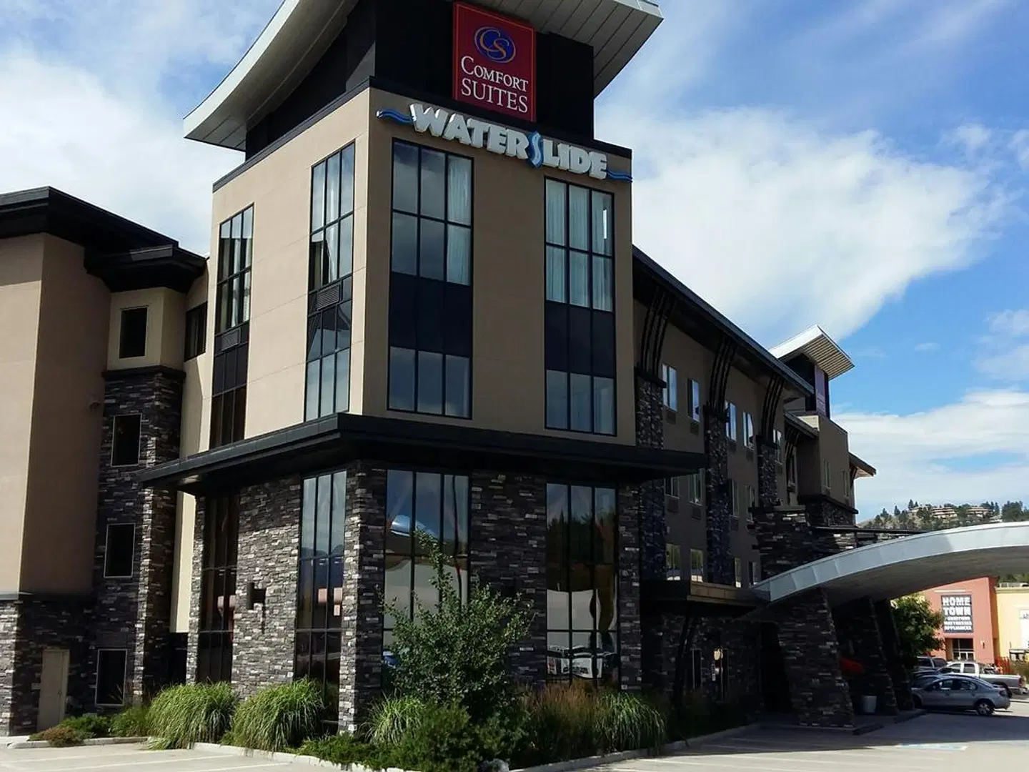 Comfort Suites EXTERIOR