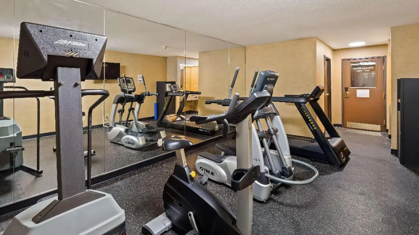 Best Western St. Louis Inn SPORTS_AND_LEISURE