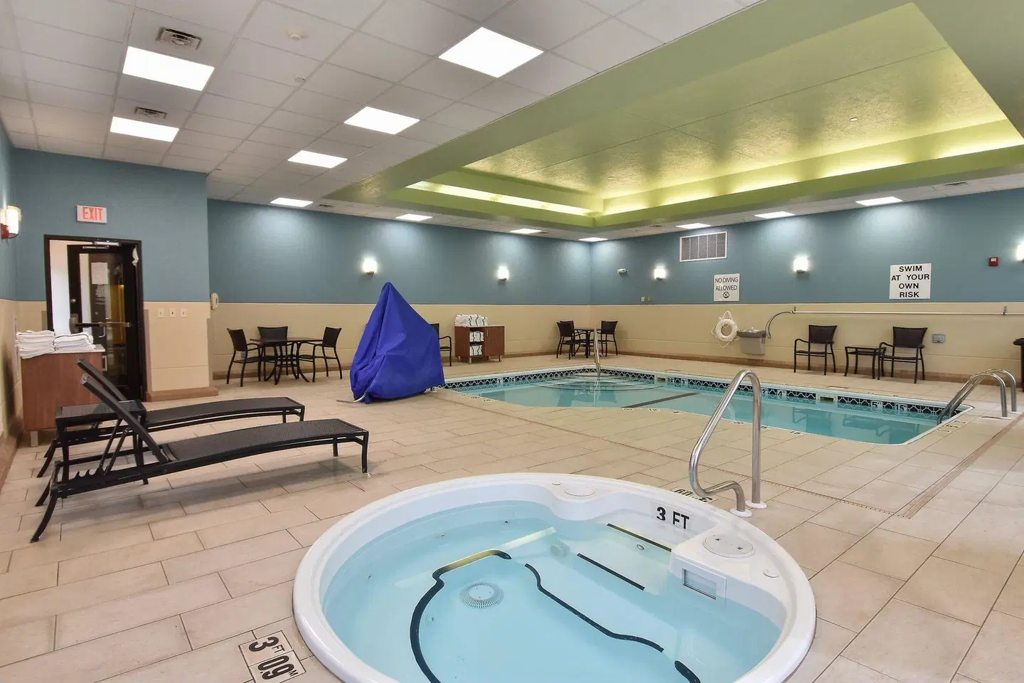 Holiday Inn Express & Suites Springfield-Medical District by IHG HEALTH_BEAUTY