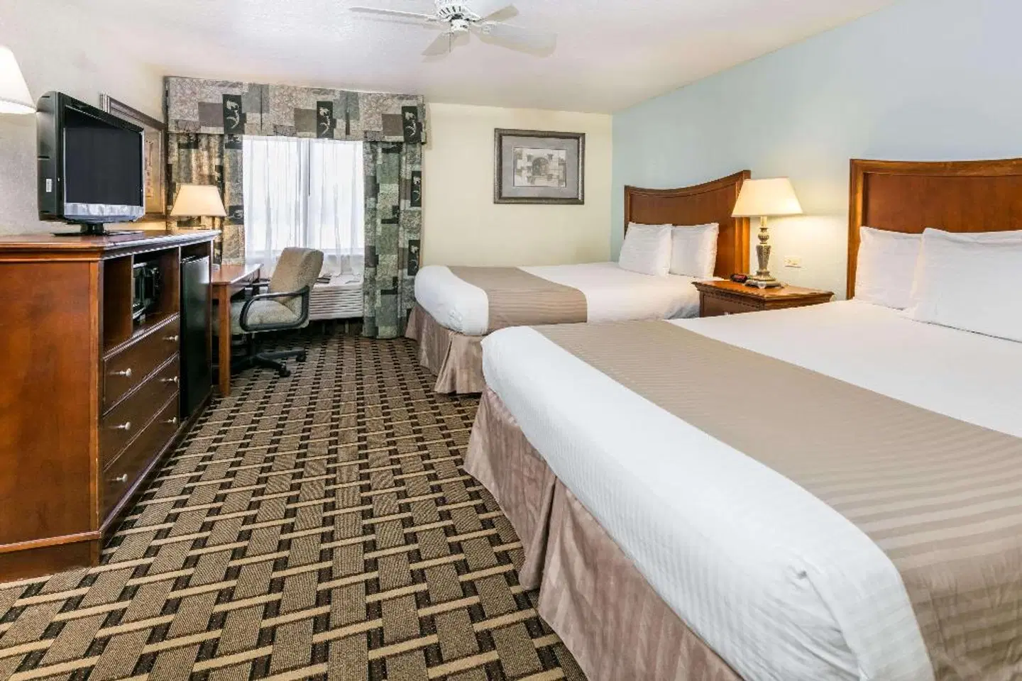 Baymont by Wyndham Arlington At Six Flags Dr ROOM_EXAMPLE