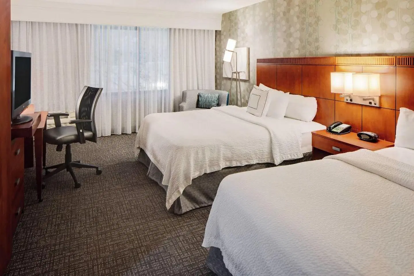 Courtyard by Marriott Pittsburgh West Homestead/Waterfront ROOM_EXAMPLE