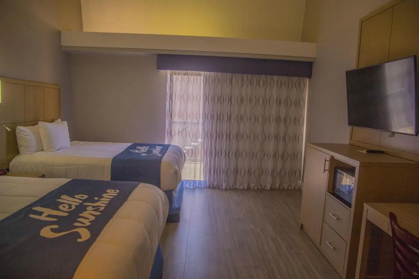 Days Inn by Wyndham Redwood City ROOM_EXAMPLE