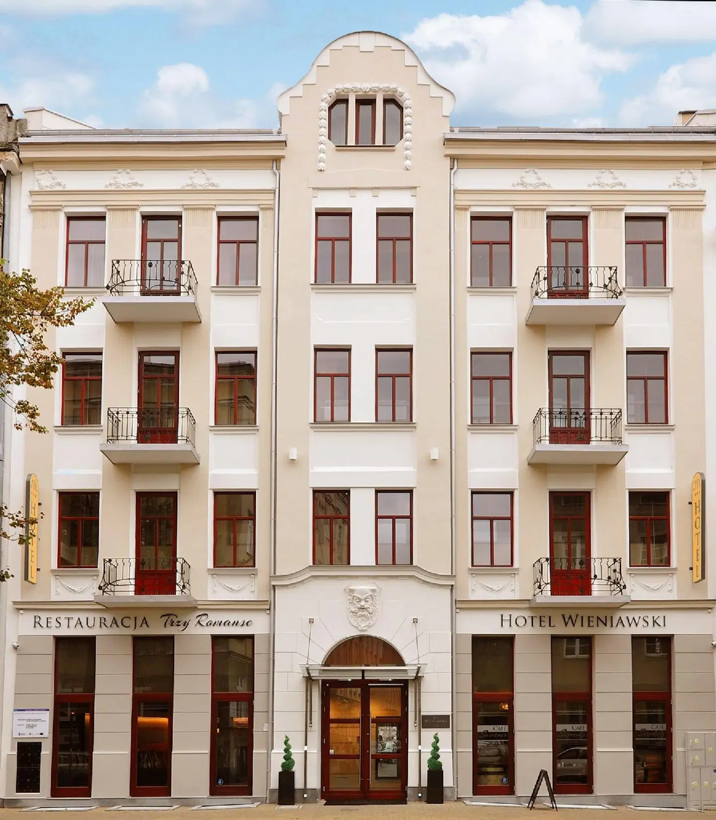 Hotel Wieniawski EXTERIOR