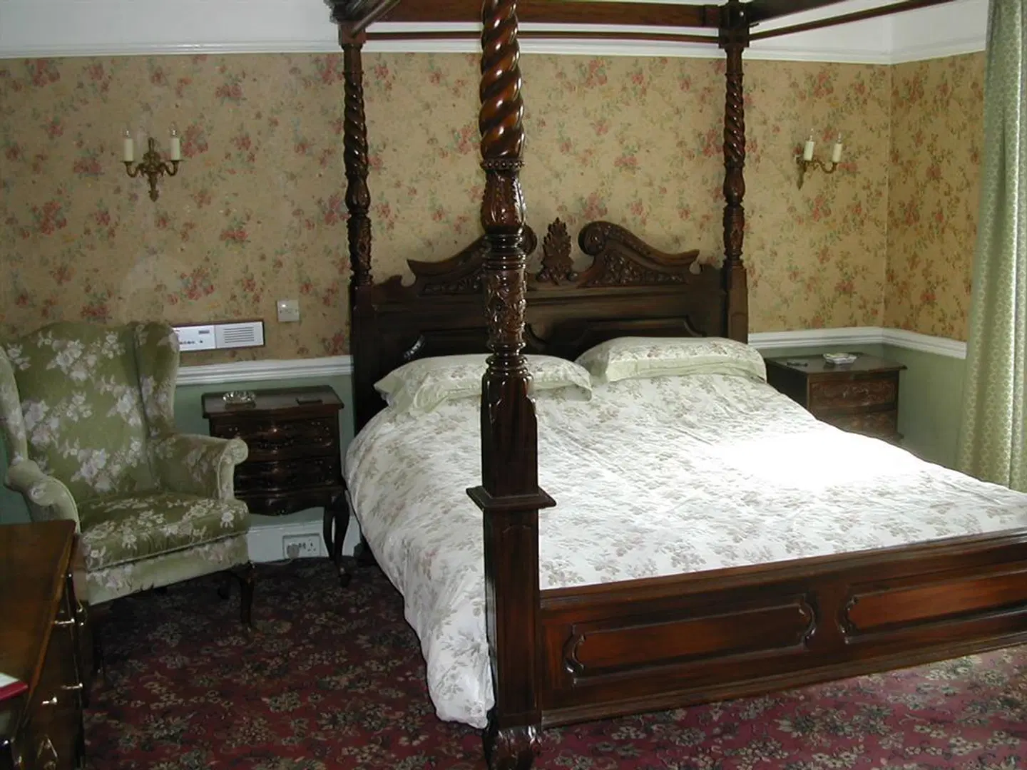 Neuadd Arms Hotel ROOM_EXAMPLE