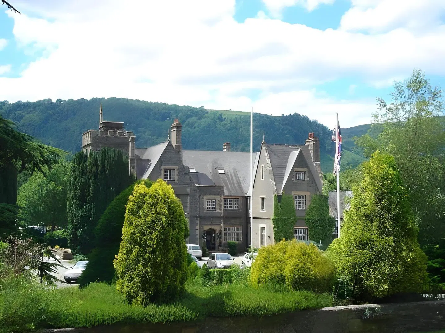 Maenan Abbey EXTERIOR