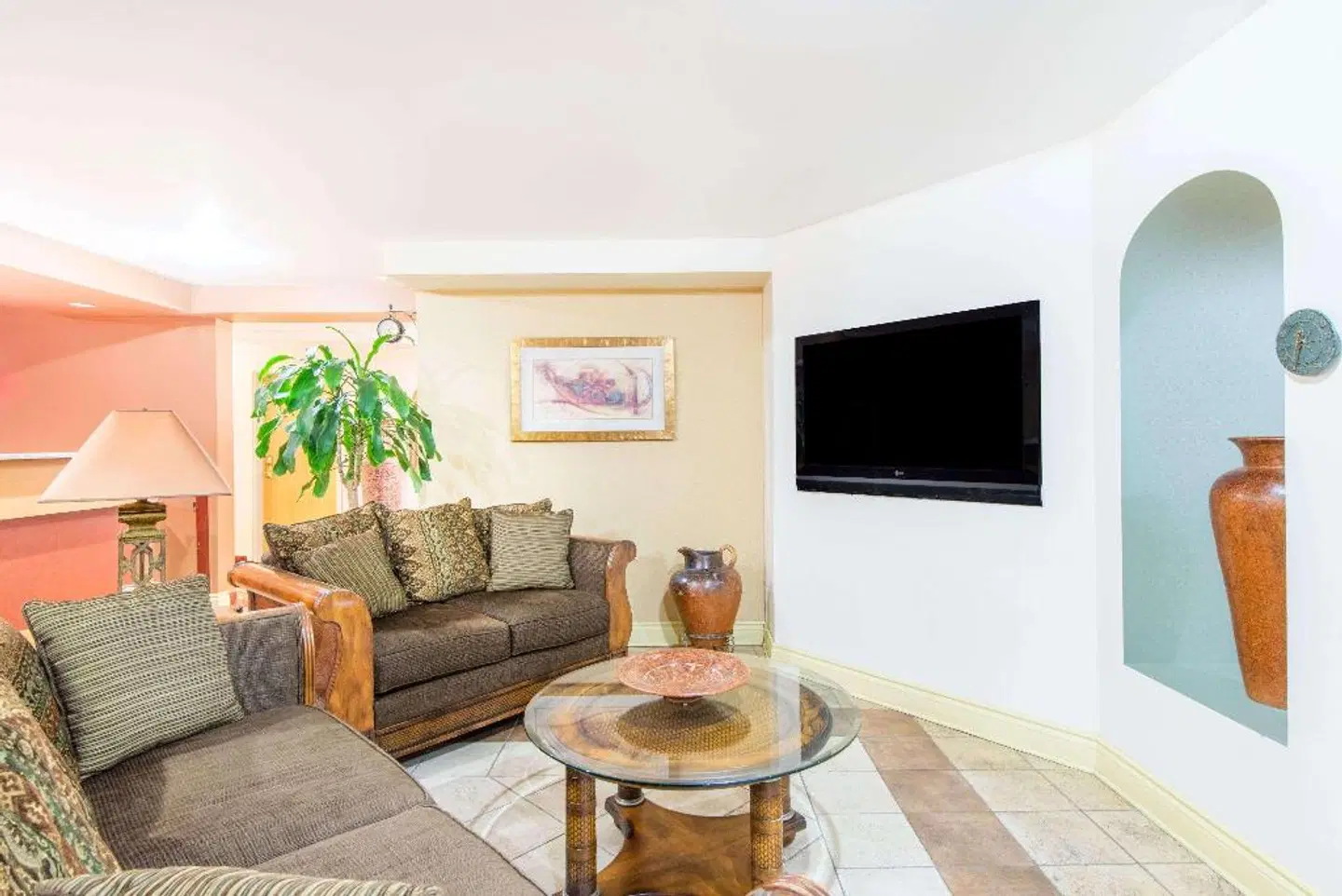Super 8 by Wyndham Cornwall ON LOUNGE_LOBBY