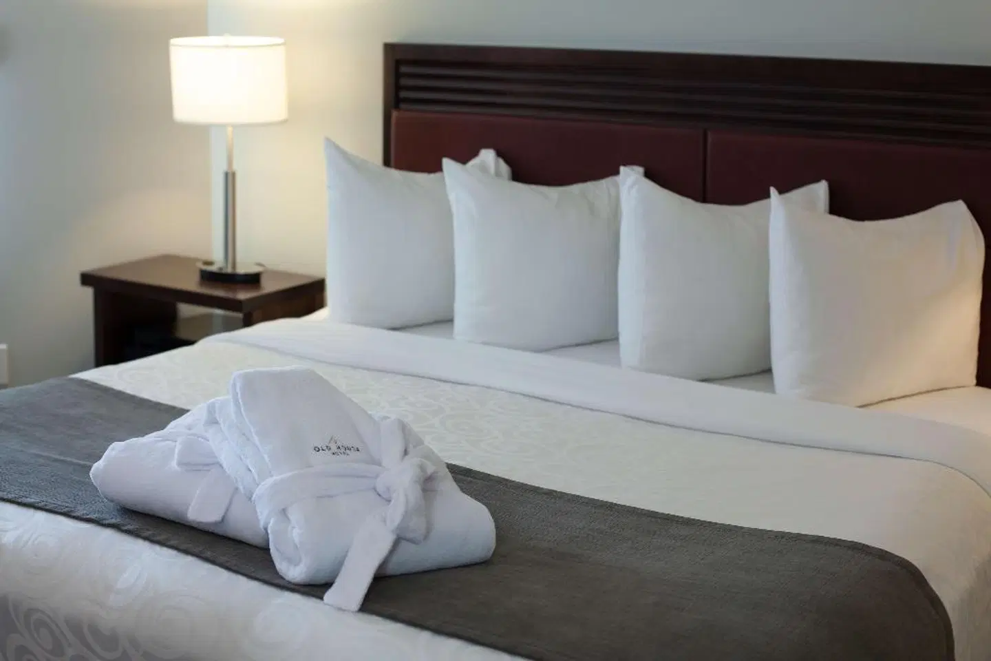 Old House Hotel & Spa ROOM_EXAMPLE