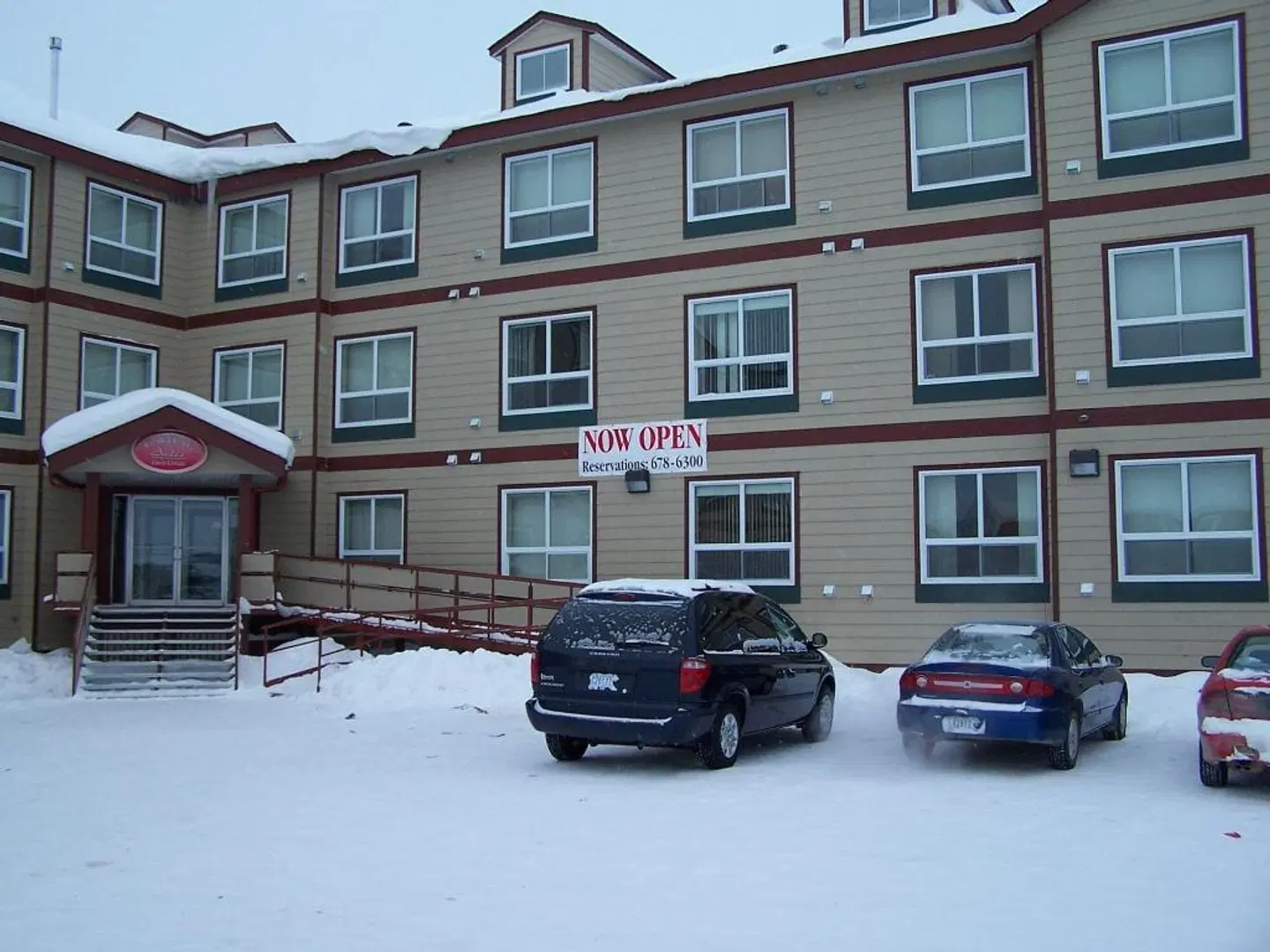 Inuvik Capital Suites EXTERIOR