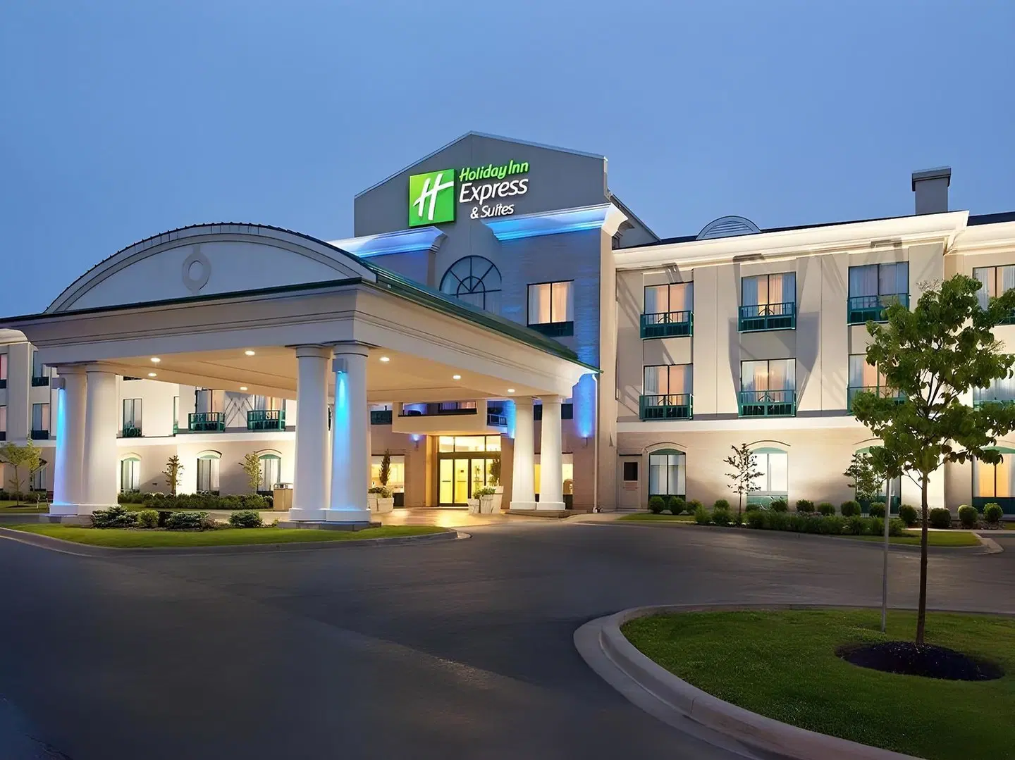 Holiday Inn Express & Suites Dieppe Airport by IHG EXTERIOR