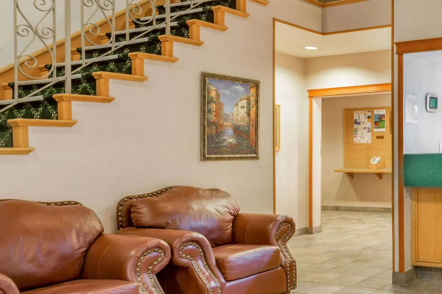 Howard Johnson Fort St. John ROOM_EXAMPLE