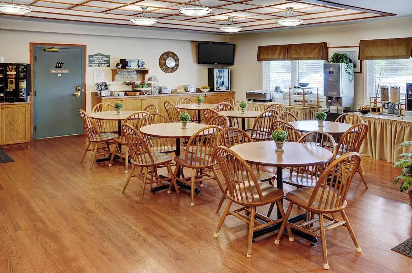 Coastal Inn Halifax - Bayers Lake Restaurant