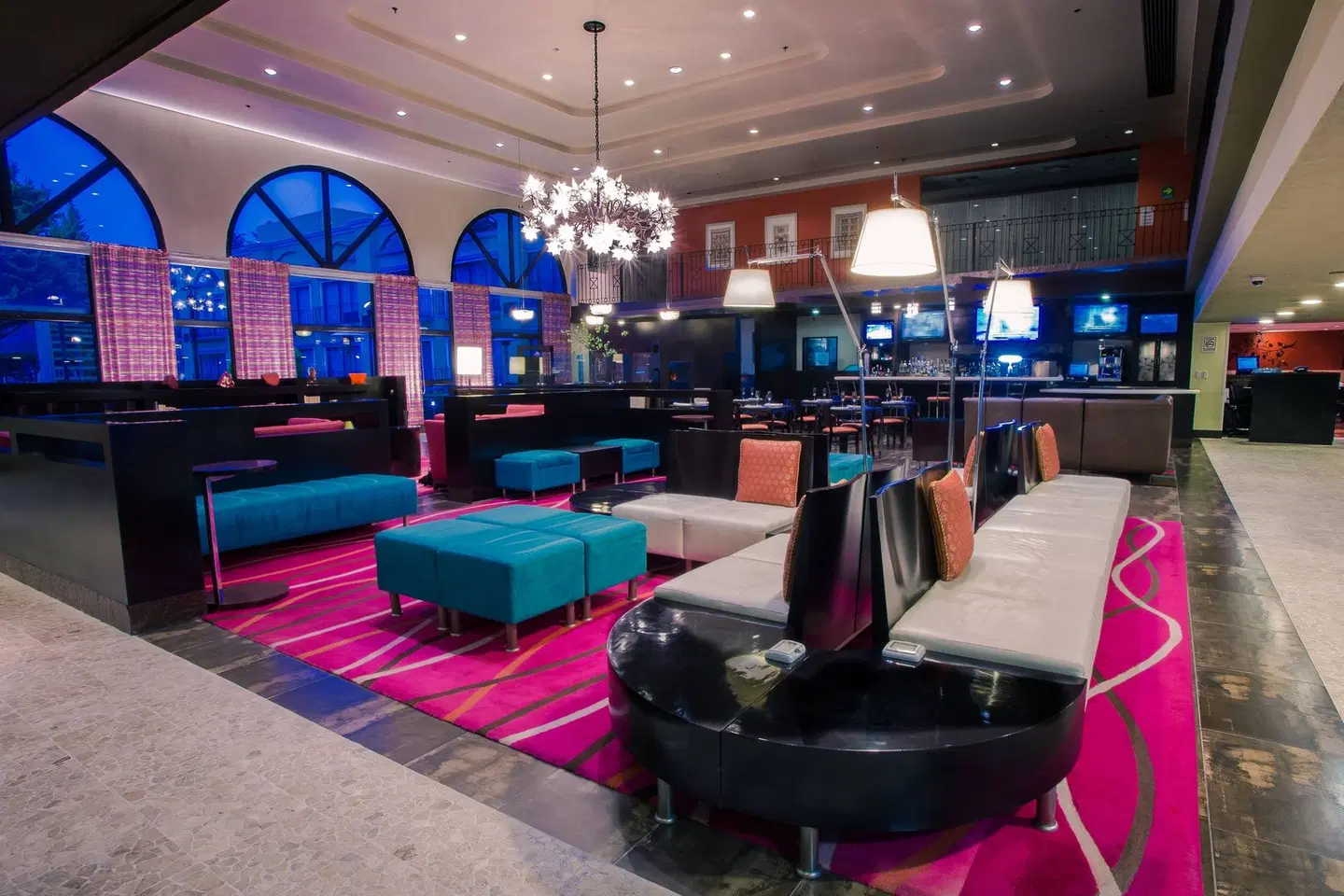 Courtyard by Marriott Toluca Airport Bar
