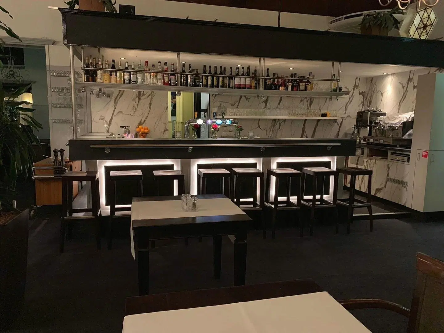 Wilhelmina Bar