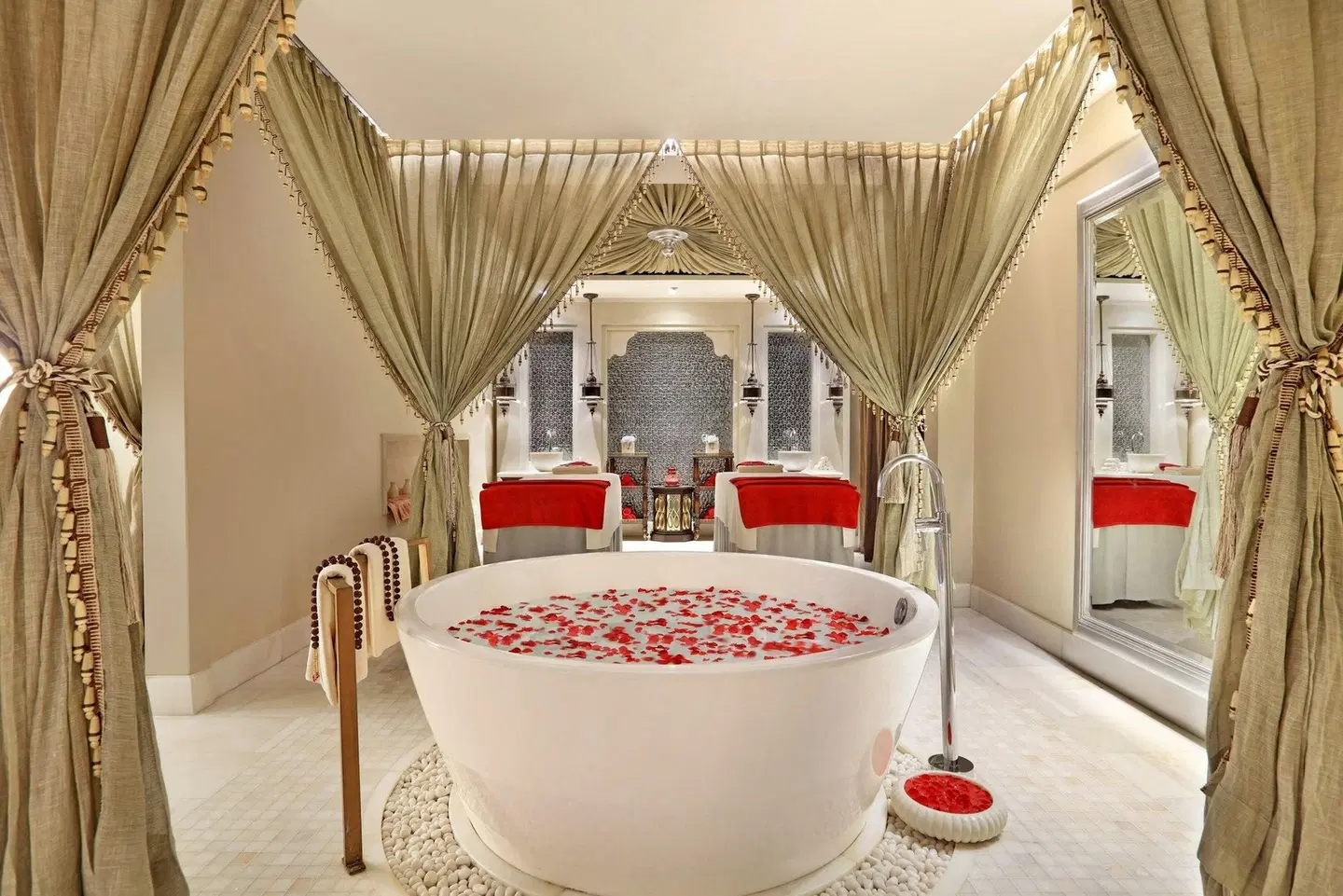 ITC Maratha Mumbai, A Luxury Collection Hotel Badezimmer