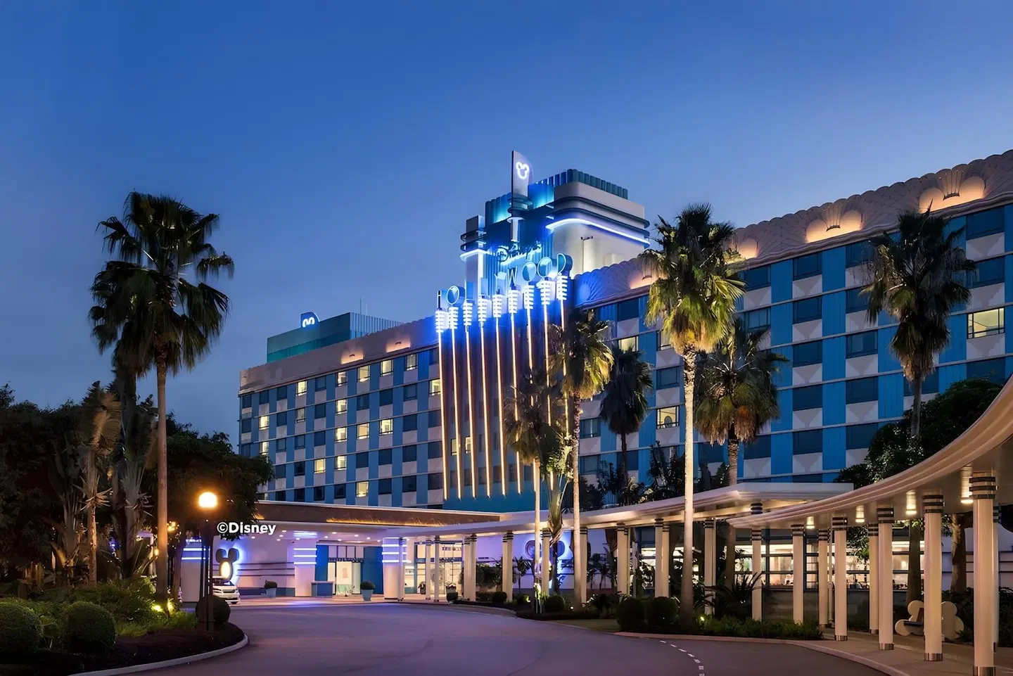 Disney's Hollywood Hotel EXTERIOR