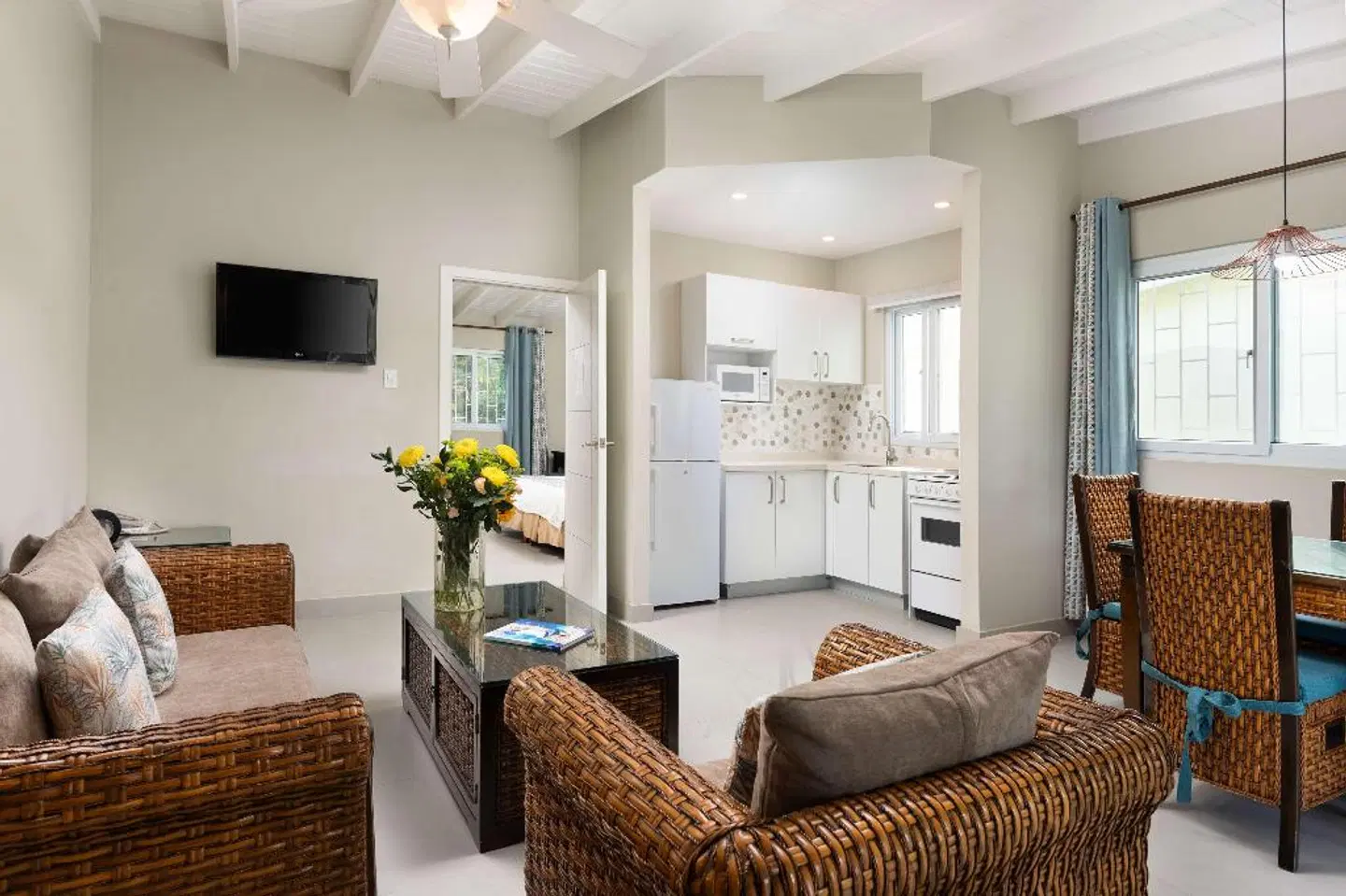 All Seasons Resort LOUNGE_LOBBY