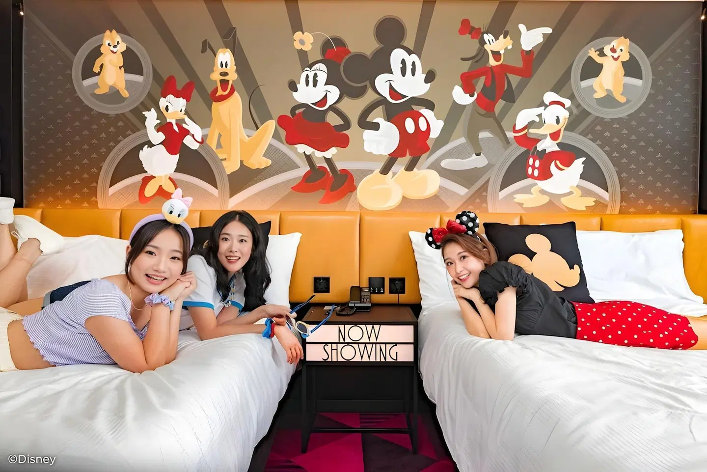 Disney's Hollywood Hotel PEOPLE