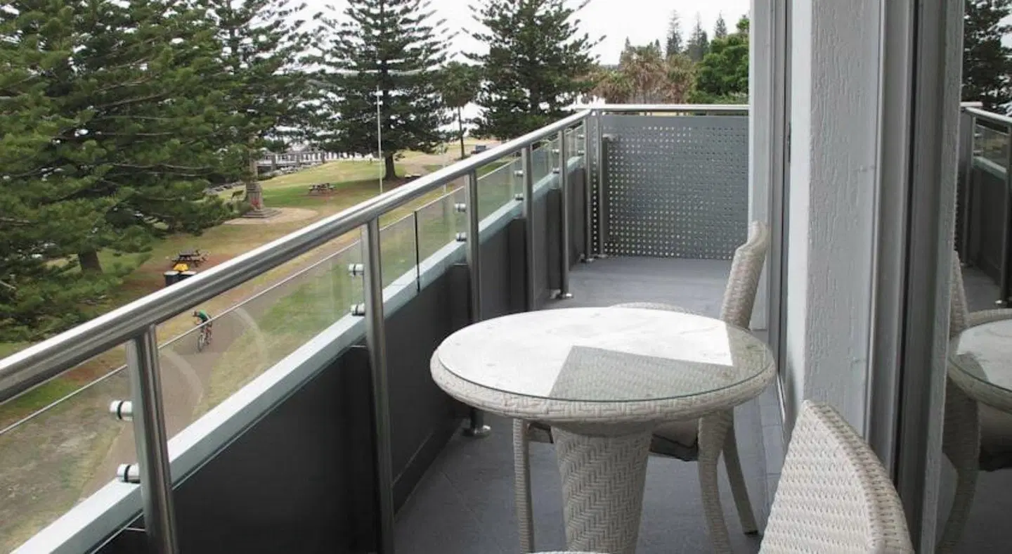 Mid Pacific Motel Terrasse