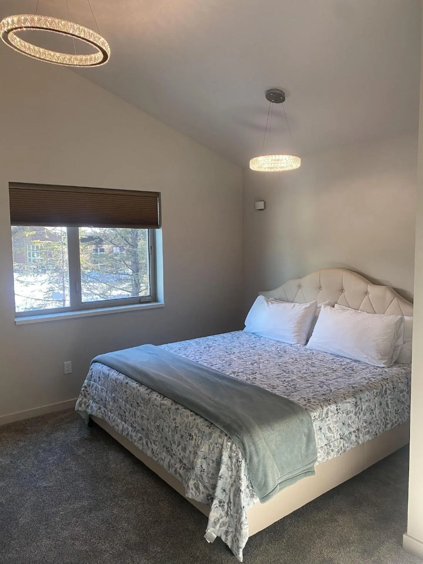 Spruce Lodge ROOM_EXAMPLE
