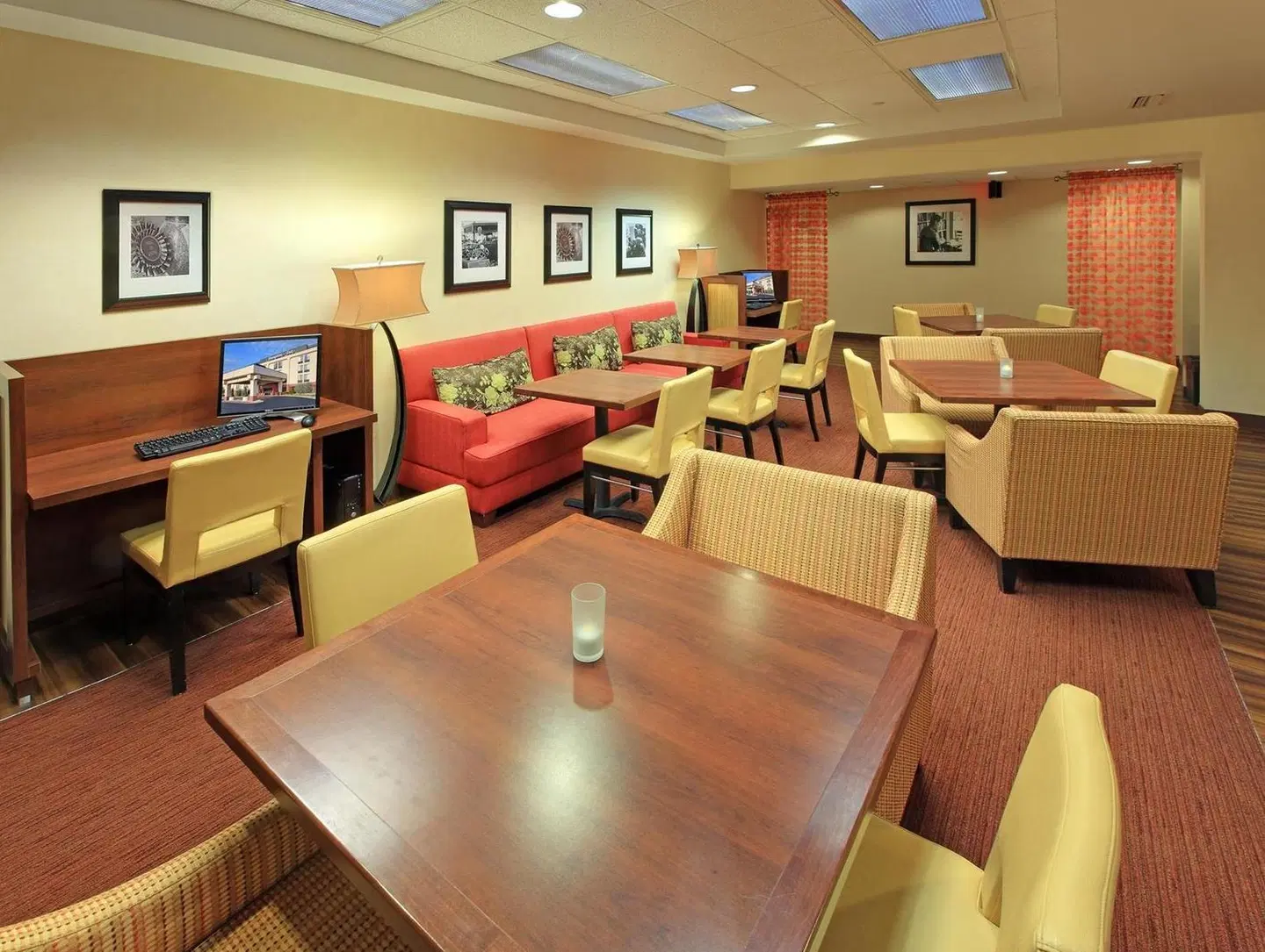 Hampton Inn Bentonville/Rogers LOUNGE_LOBBY