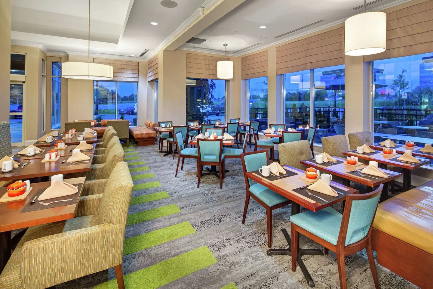 Hilton Garden Inn Toronto/Oakville Restaurant