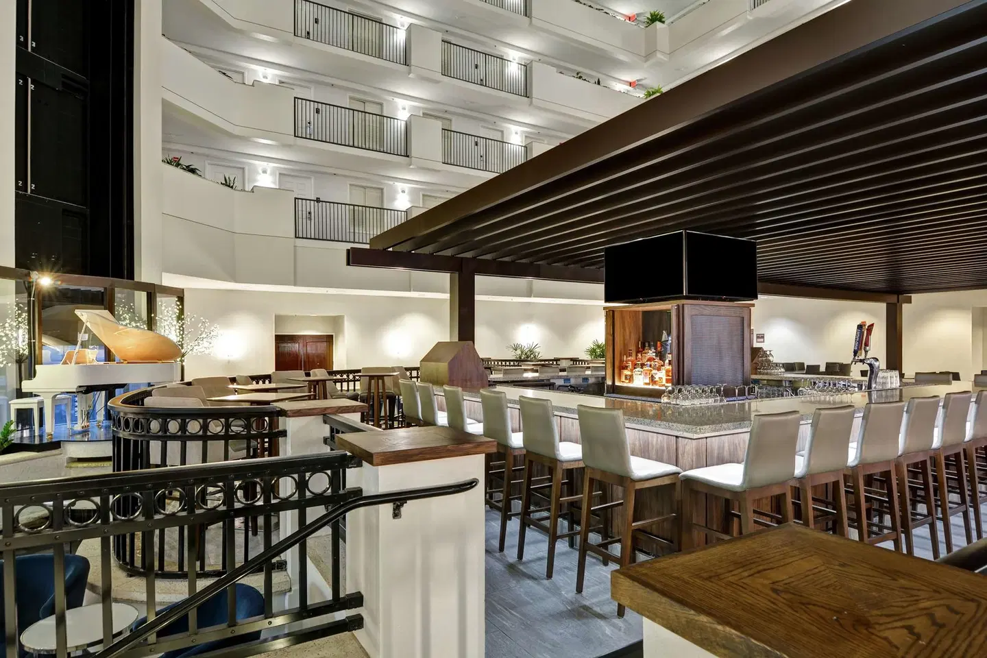 Embassy Suites Orlando - Downtown Bar