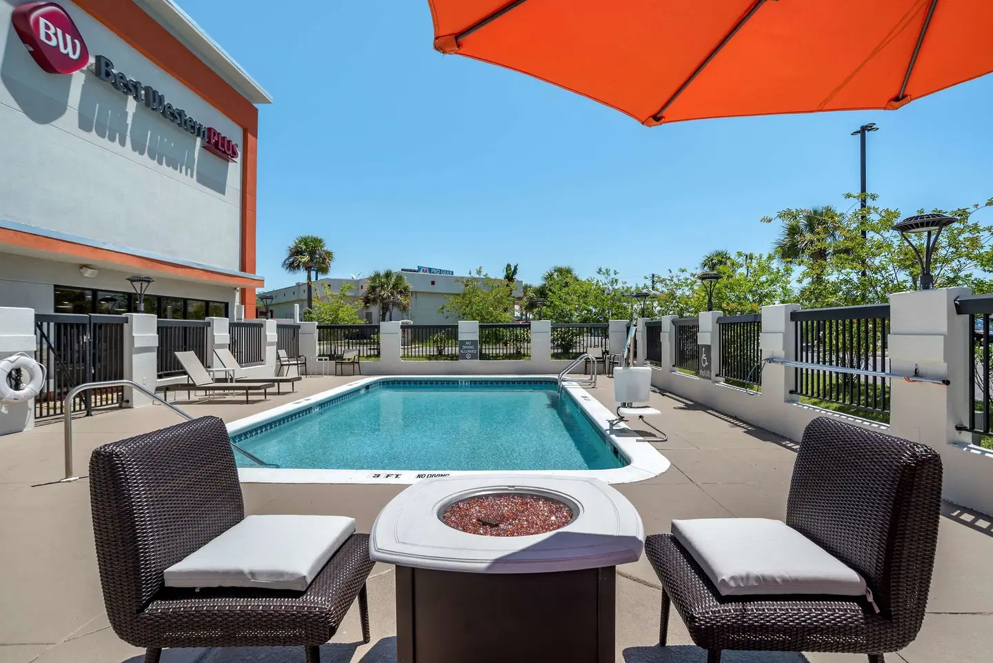 Best Western Plus Panama City Hotel OUTDOOR_POOL