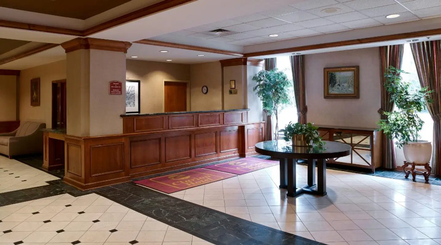 Clarion Hotel Airport Portland LOUNGE_LOBBY