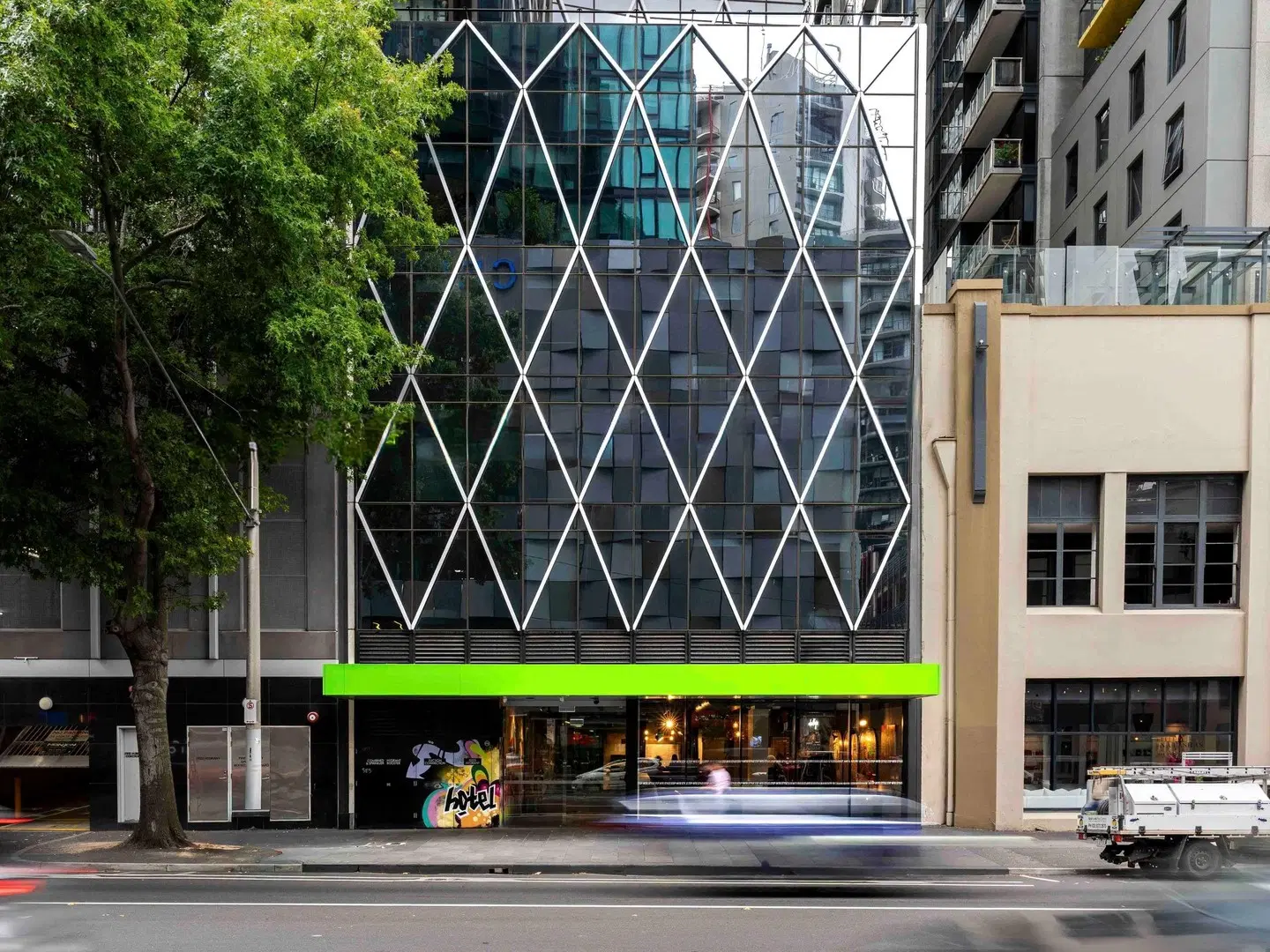 Ink Hotel Melbourne Southbank EXTERIOR