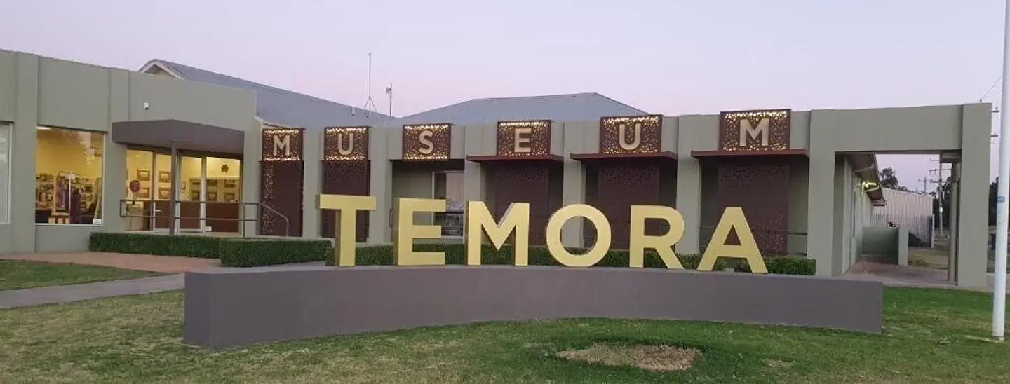 Temora Motel EXTERIOR