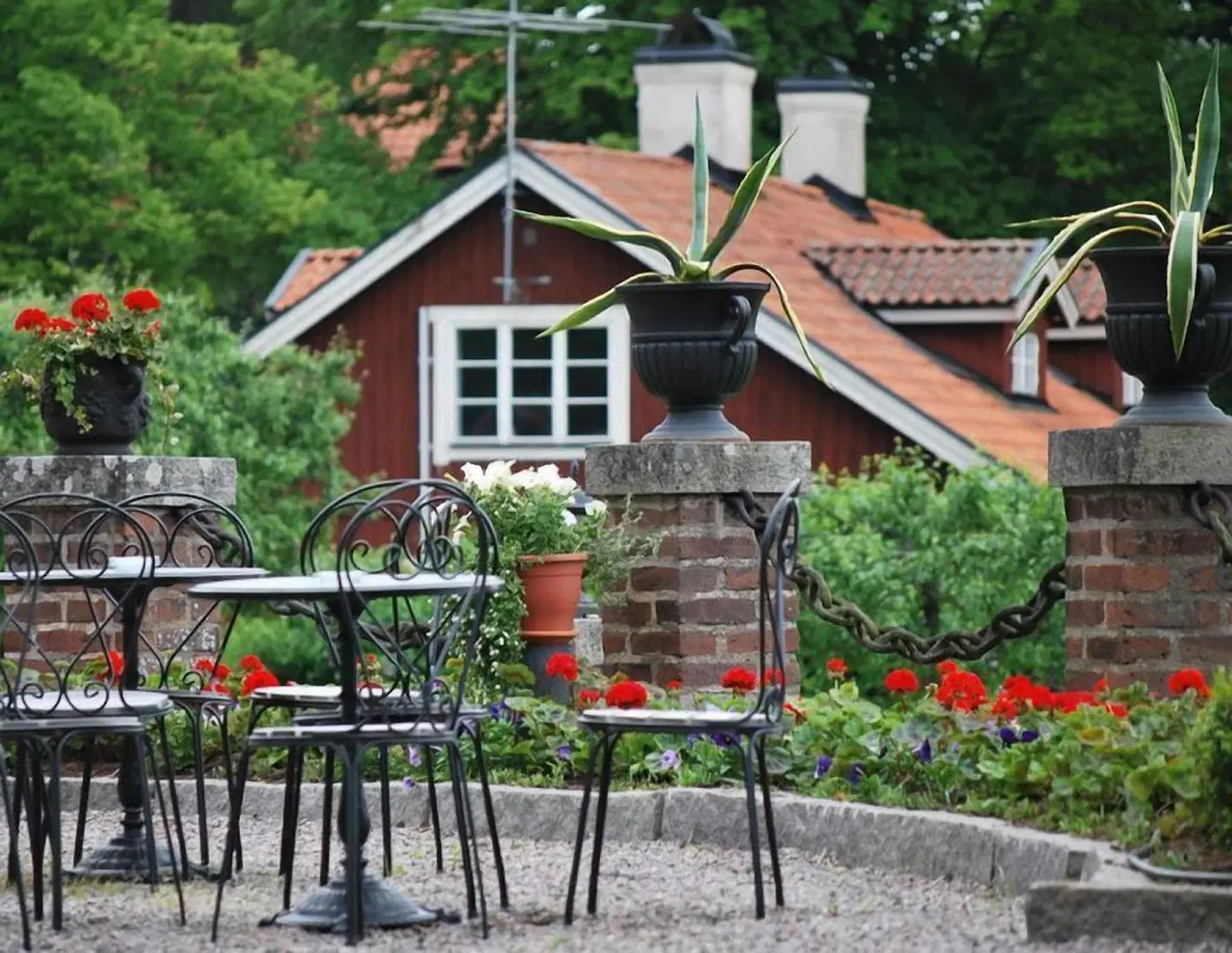 Engsholms Slott EXTERIOR