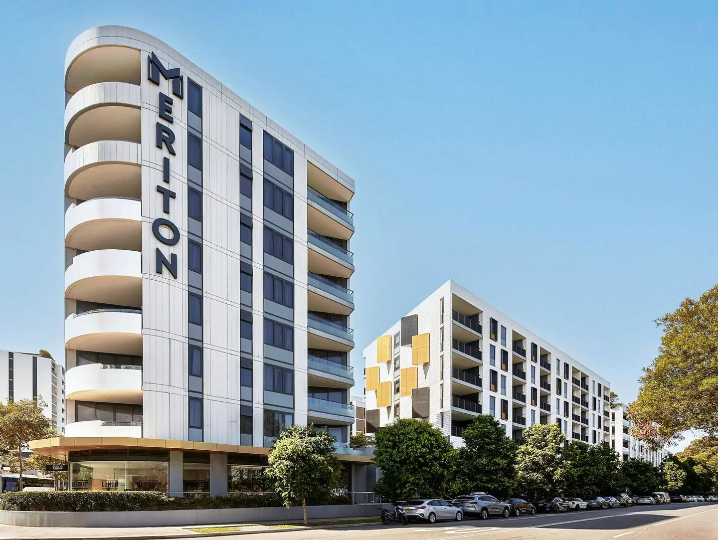 Meriton Suites Sydney Airport EXTERIOR