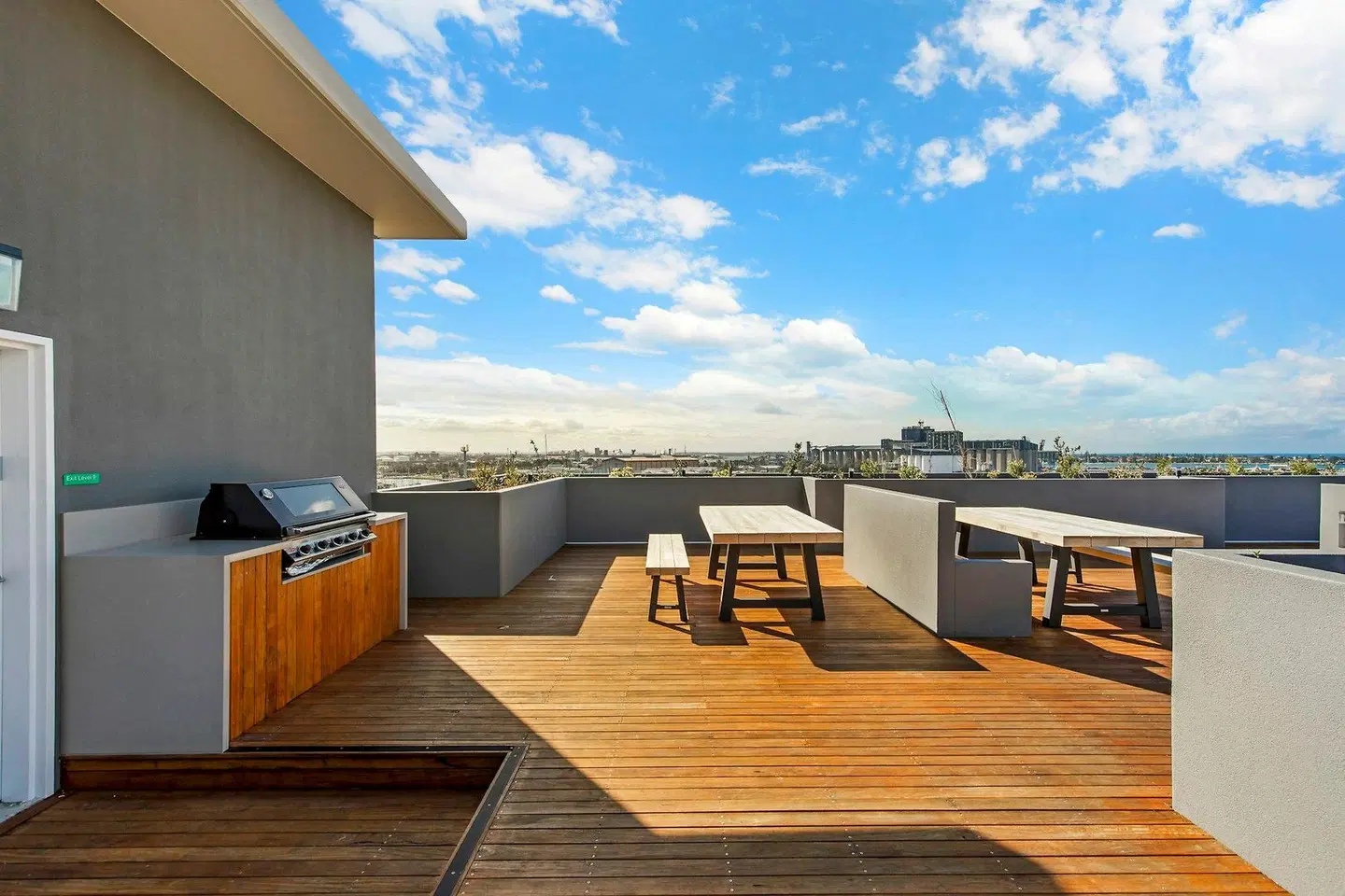 Astra Apartments Newcastle West HEALTH_BEAUTY
