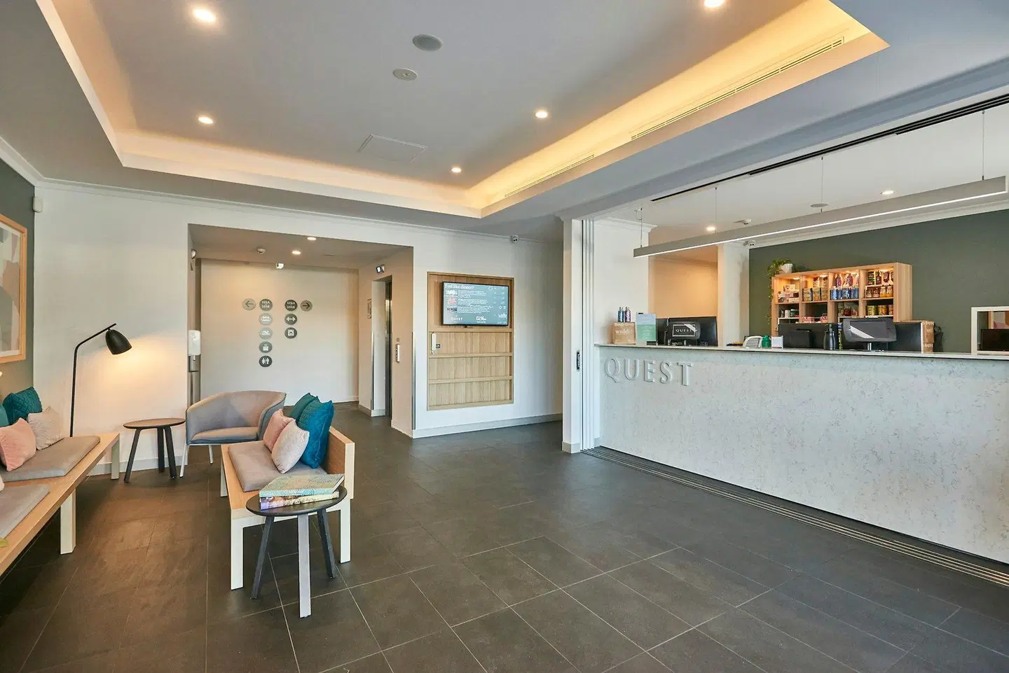 Quest Cannon Hill LOUNGE_LOBBY