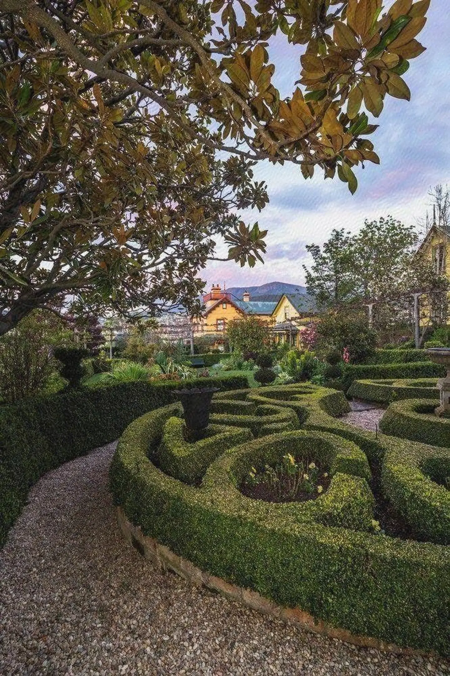 The Corinda Collection Garten
