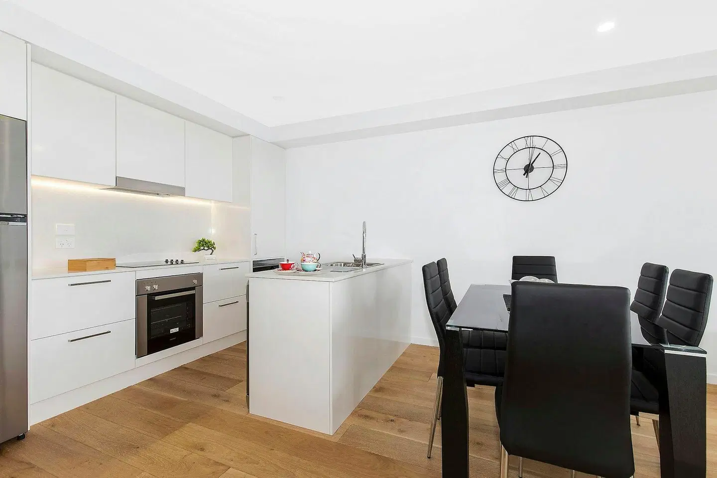 Astra Apartments Newcastle West ROOM_EXAMPLE