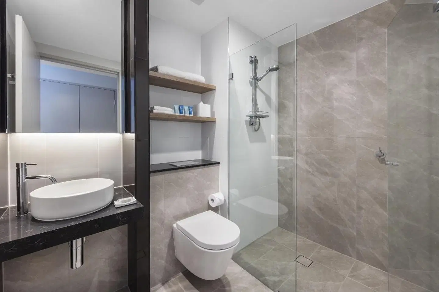 Meriton Suites Sussex Street Badezimmer