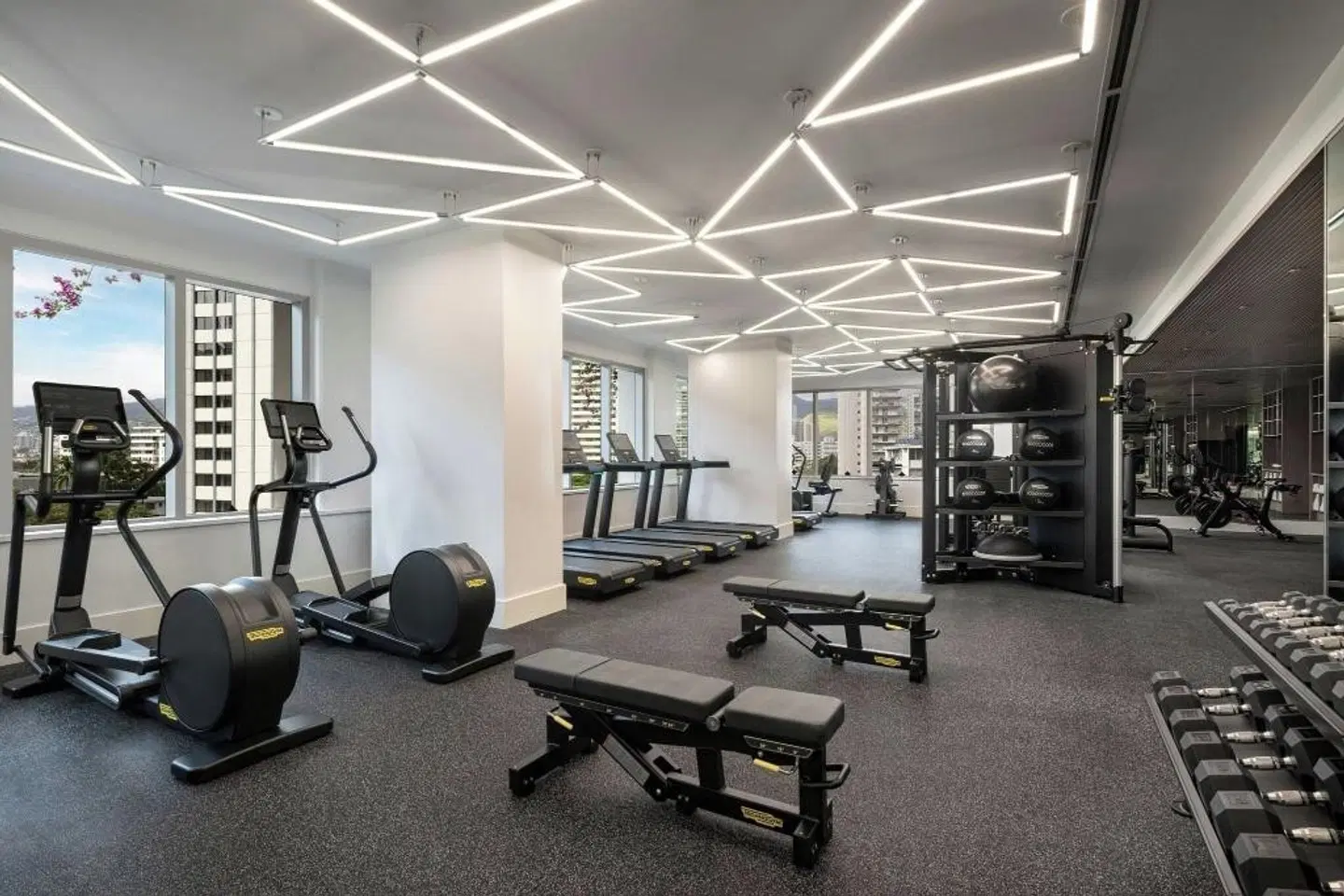 The Ritz-Carlton Residences, Waikiki Beach SPORTS_AND_LEISURE