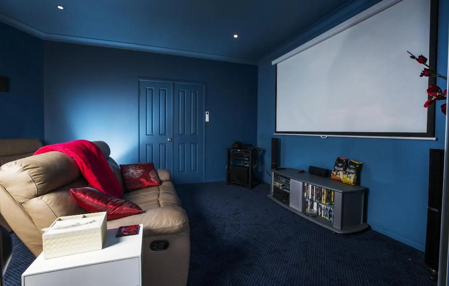 Mapleton Springs ROOM_EXAMPLE
