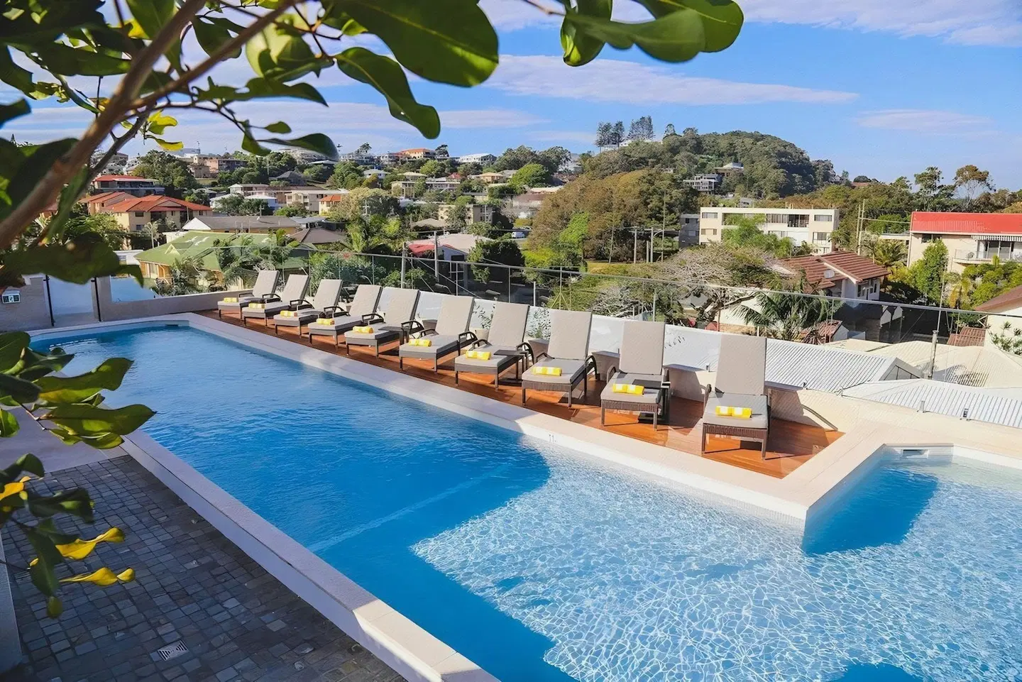 Iconic Kirra Beach Resort OUTDOOR_POOL