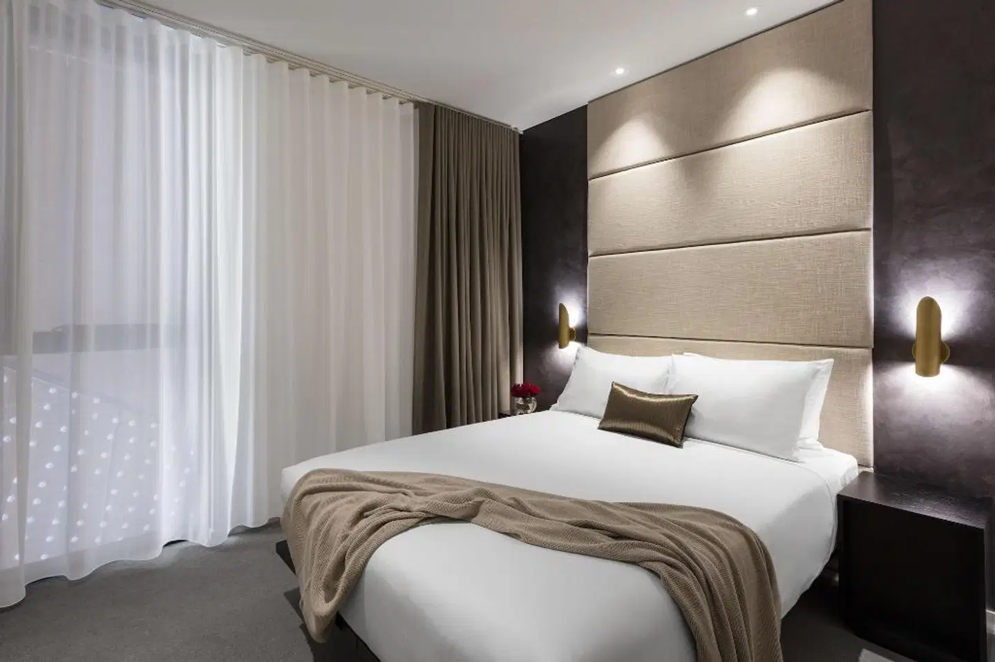 SKYE Suites Sydney ROOM_EXAMPLE